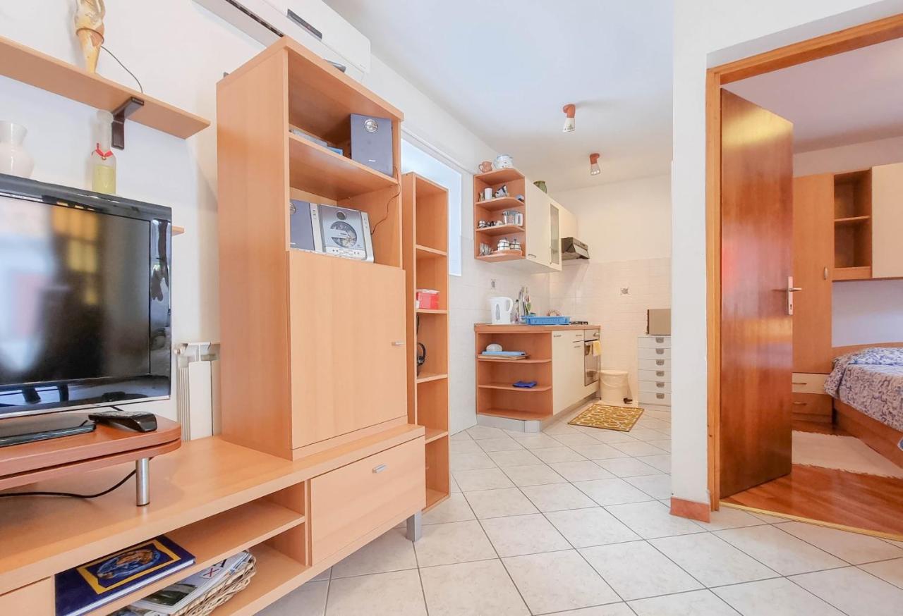 Valentino Apartment Novigrad  Bagian luar foto